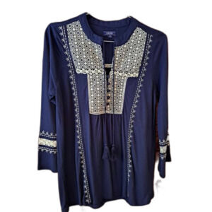 Izod Navy Rayon Flowy Womens Shirt with Embroidery and Eyelet Style Boho NWT!